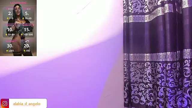 Alahia_Dangelo webcam