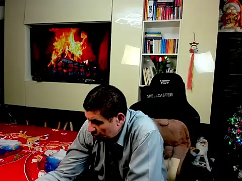 SpartacusDaddy48 webcam