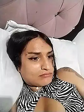 Pussycat_9999 webcam