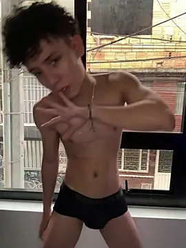 yoursexyjose (M twink) - Fuck ass with the pink toy