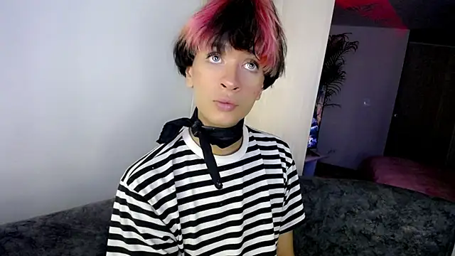 sweet_jack1 (M young) - naked AND HARD