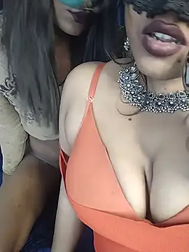 SEXYY_TRANSY_WITH_GIRL webcam