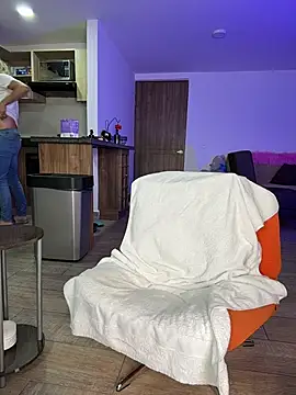 georgiafox (T milf) - I will dance to the hottest song you cho