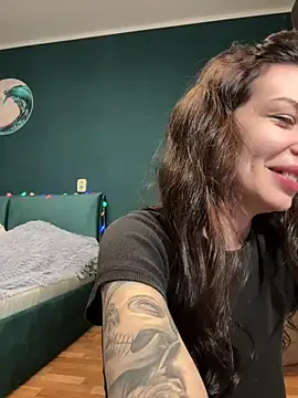 Webcam Model (the_perfectgirl)  is live.Free join now!