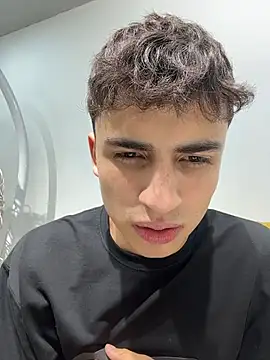 AdrianRinaldi webcam