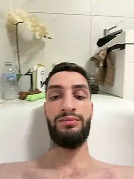 Juliann69Ramiro webcam