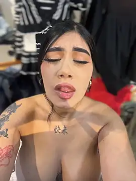 clarachanelricek webcam