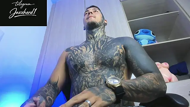 jaxxxonherd - JAXXXONHERD's free webcam - UK Sex Cams