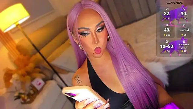 UrSluttyGoddess webcam