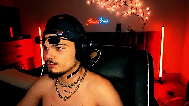 JordanShow webcam