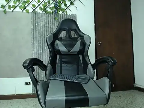 dogan_renzo0 - Dogan_Renzo0's free webcam