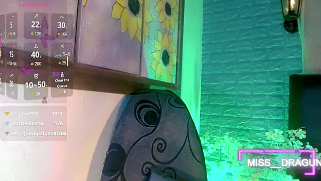 cata_mw (T young) - finger my ass x 2 and spank 👆🏻🤚🏻🍑🦋