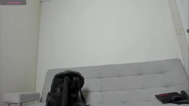 aliciamiilf - AliciaMiilf's free webcam - UK Sex Cams