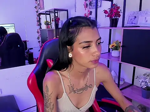 KarlaSlutSkinny__ webcam