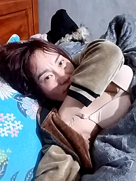 Webcam Model (boiboi001)  is live.Free join now!