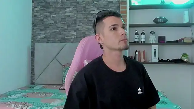 booyhott_ (M young) - Handjob +Cum