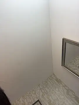 lander_cruz (M twink) - remove boxers