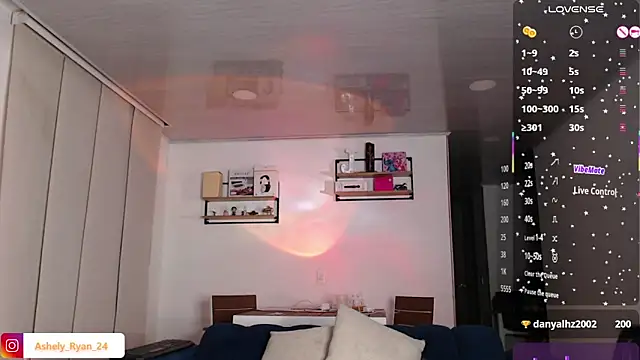 ashely_ryan24 webcam