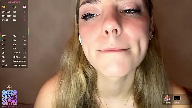 IlanaLafferty webcam