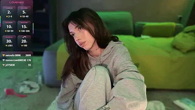 bastet (F young) - dildo ride