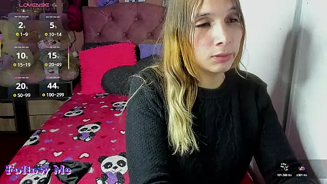 Tiffany_bunny2023 webcam