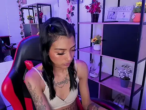 KarlaSlutSkinny__ webcam