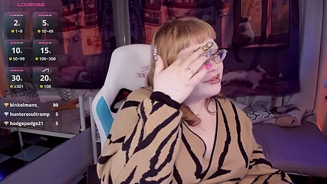 lottiereed - LottieReed's free webcam