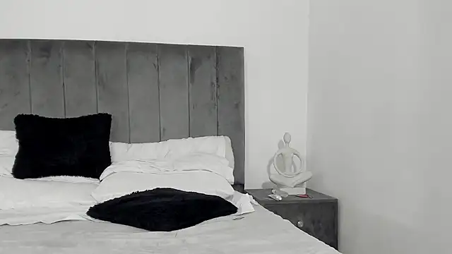 redndizzy - RedNDizzy's free webcam - UK Sex Cams