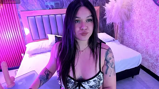 Valery_Shadey webcam