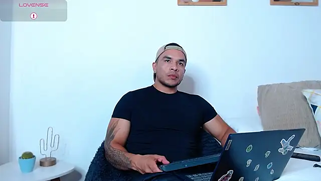 estebandelouis webcam