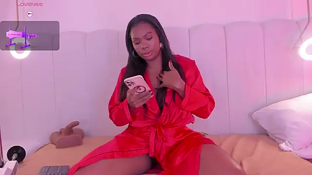 _huge_boobs_ebony webcam