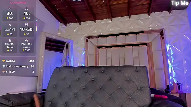 nicole_cooper__ webcam