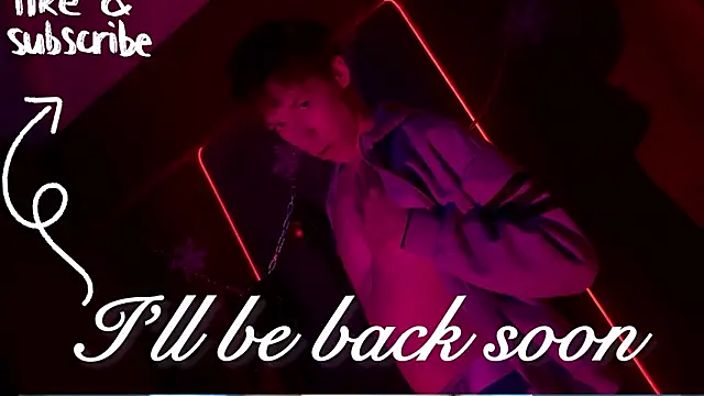 markbranston (M twink) - I am in boxers