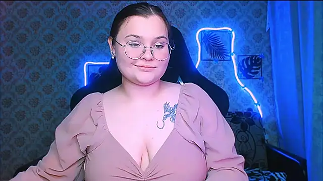 InLoveWithLife26 webcam