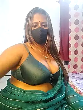 LoveLy-Soneya webcam