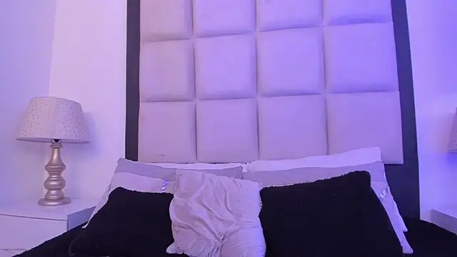 ElisabettaMonroy webcam