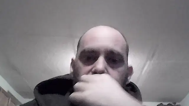 crazyheratic8 webcam