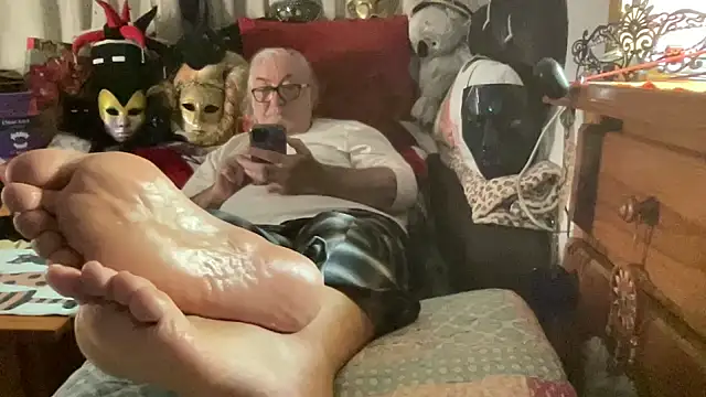 EroticVenetian webcam