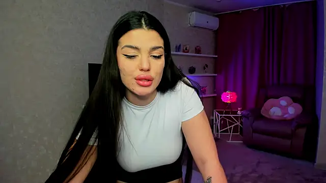 AlluringAriel webcam