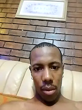 bobzerr (M twink) - This dick is yours baby