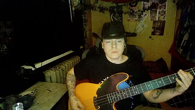 iloveCrocodiles webcam