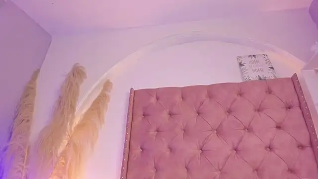 lia_passion - Lia_Passion's free webcam - UK Sex Cams