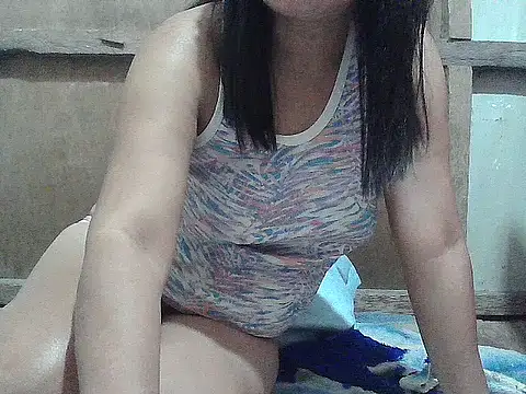 hotmama_063 - Hotmama_063's free webcam - UK Sex Cams