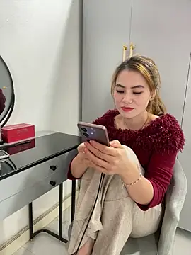 llabi2k - Llabi2k's free webcam - UK Sex Cams