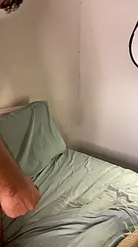 FreeIvy Live Webcam on Stripchat