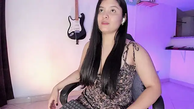 lilpervertgirl webcam