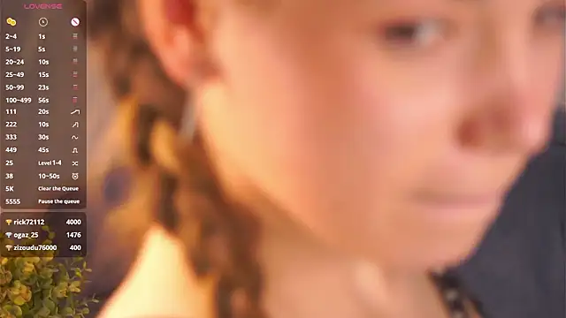 amparocilek (F teen) - pussy in foam and panties below