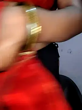 Hotcouplepriya webcam