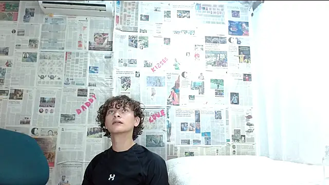 arielnoir6958 webcam