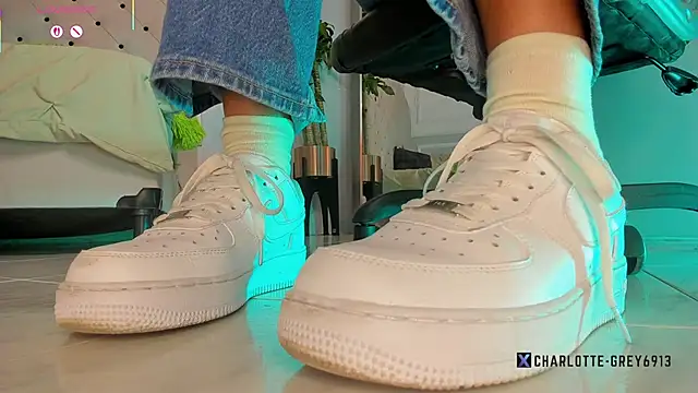 charlotte__grey webcam